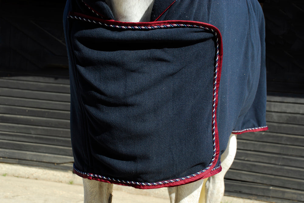 Rhinegold Comfey Collar Fleece Rug